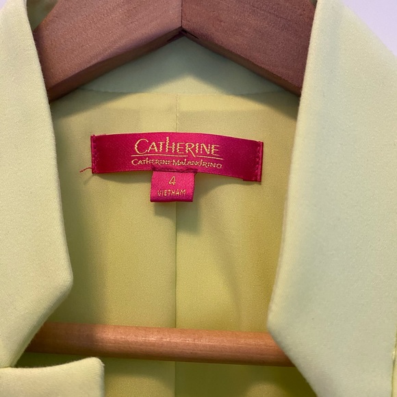 Gorgeous Lemon Yellow excellent quality Blazer - Picture 2 of 5